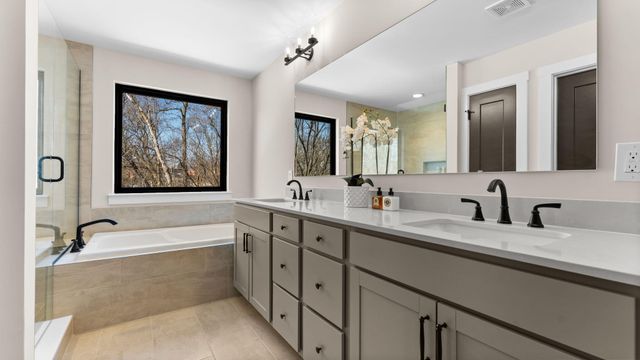 134 River Drive, Milford, MI 48381