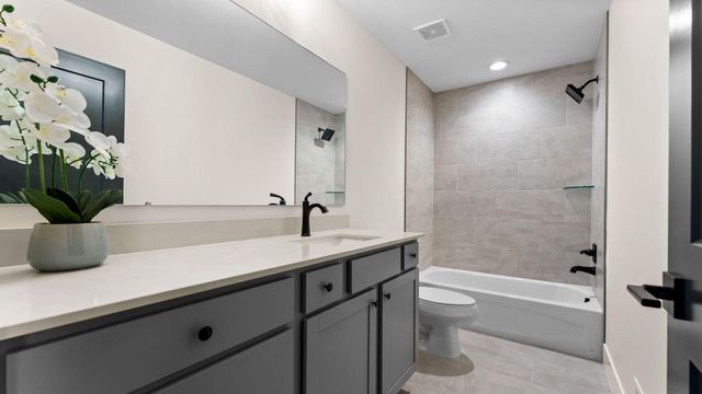 134 River Drive, Milford, MI 48381