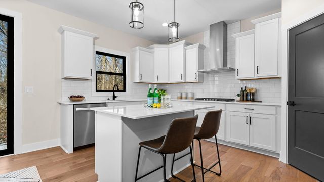 134 River Drive, Milford, MI 48381