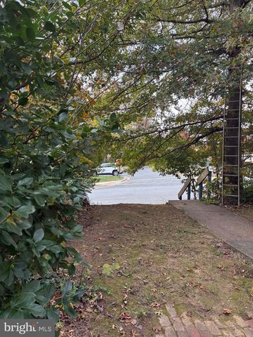 3033 MEDWAY ST, Silver Spring, MD 20902