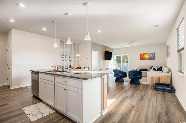 1226 Sennema Circle, Myrtle Beach, SC 29588