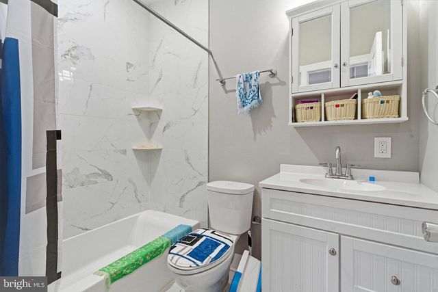 1813 S 23RD ST, Philadelphia, PA 19145