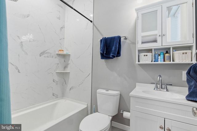 1813 S 23RD ST, Philadelphia, PA 19145