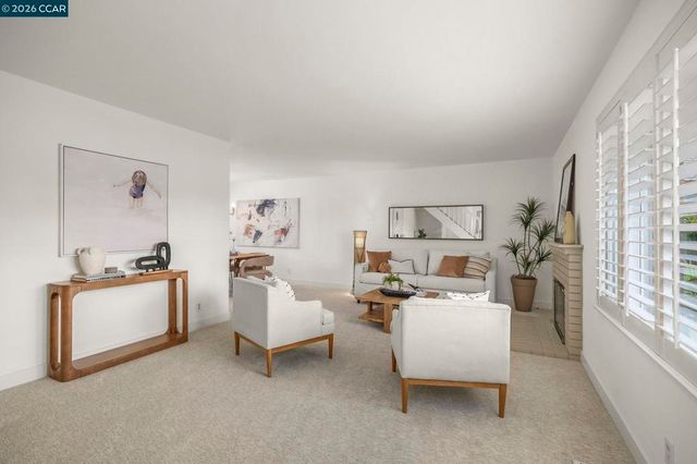 425 Roanoke Dr, Martinez, CA 94553