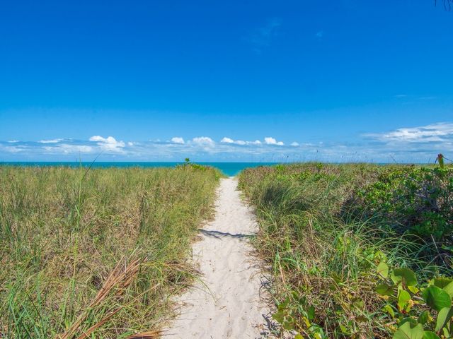 2244 Magans Ocean Walk, Vero Beach, FL 32963