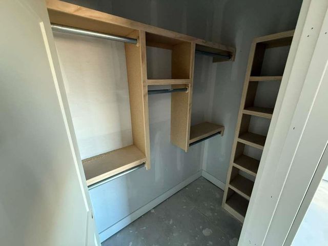 1510 E Appleton St, Valley Center, KS 67147