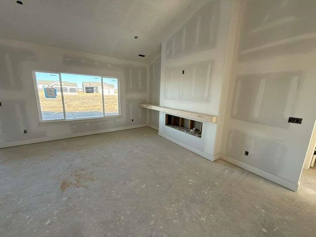 1510 E Appleton St, Valley Center, KS 67147