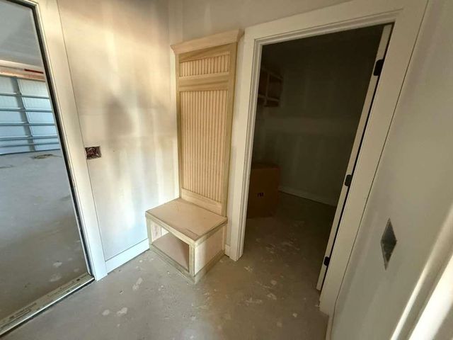 1510 E Appleton St, Valley Center, KS 67147