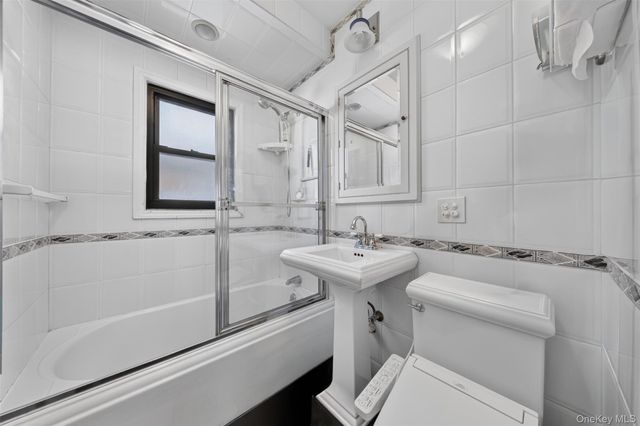 17019 Pidgeon Meadow Road, Fresh Meadows, NY 11365
