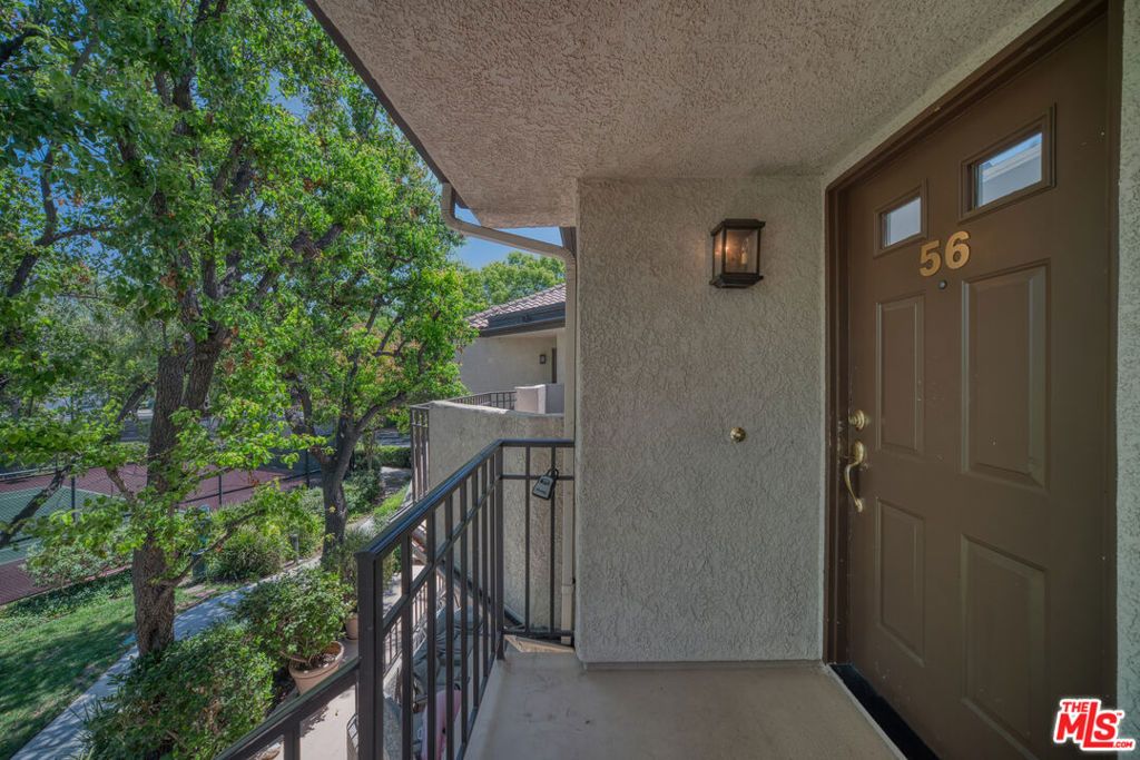 Image 2 of property listing at 24119 Del Monte Drive 56, Santa Clarita, CA 91355