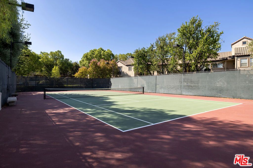 Image 22 of property listing at 24119 Del Monte Drive 56, Santa Clarita, CA 91355