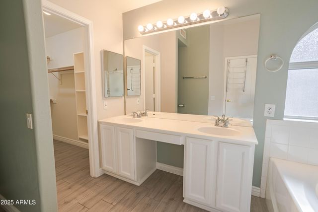 1022 N BOGLE Avenue, Chandler, AZ 85225