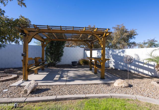 1022 N BOGLE Avenue, Chandler, AZ 85225