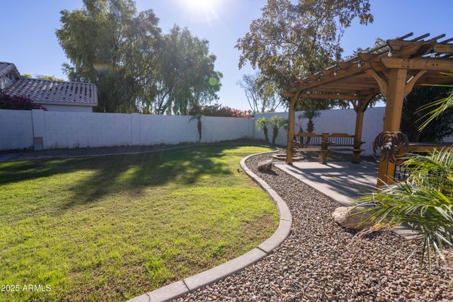 1022 N BOGLE Avenue, Chandler, AZ 85225