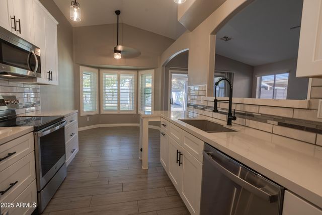 1022 N BOGLE Avenue, Chandler, AZ 85225