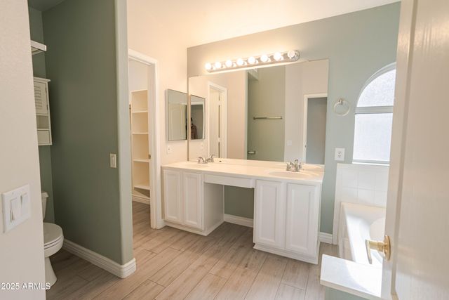 1022 N BOGLE Avenue, Chandler, AZ 85225