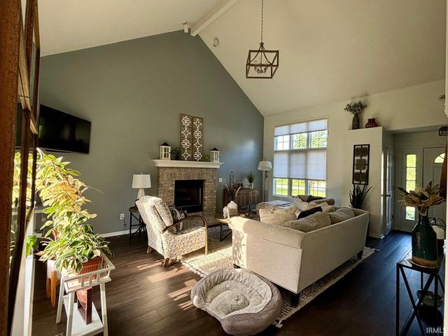 10824 Millstone Drive, Fort Wayne, IN 46818