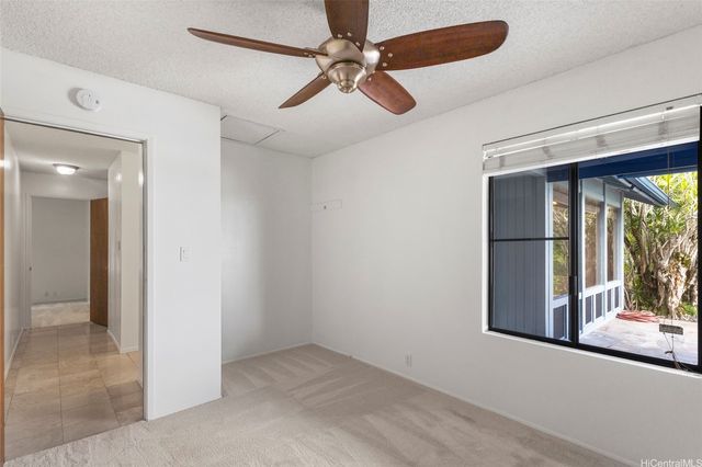 98-1528 Kaonohi Street, Aiea, HI 96701