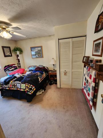 936 James Street, Plainwell, MI 49080