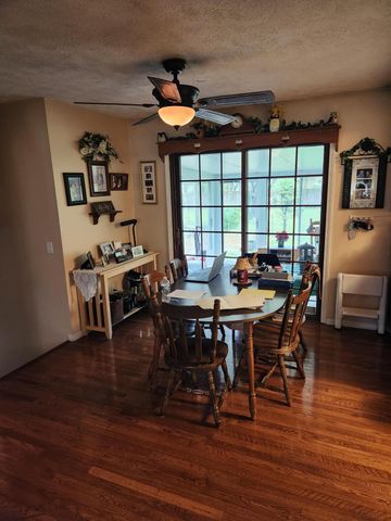 936 James Street, Plainwell, MI 49080