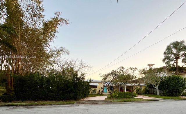 1004 Mandarin Isle, Fort Lauderdale, FL 33315