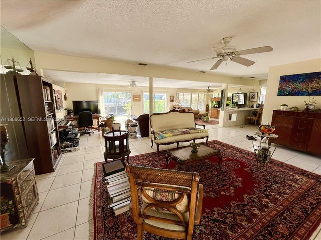 1004 Mandarin Isle, Fort Lauderdale, FL 33315