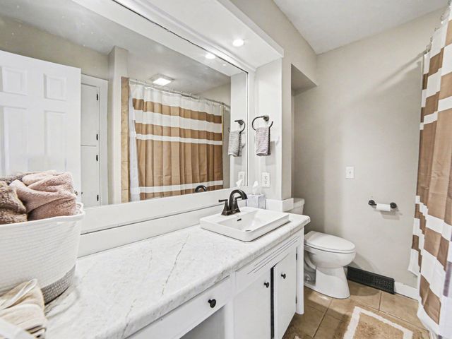 2028 Marcoux Avenue, Muskegon, MI 49442