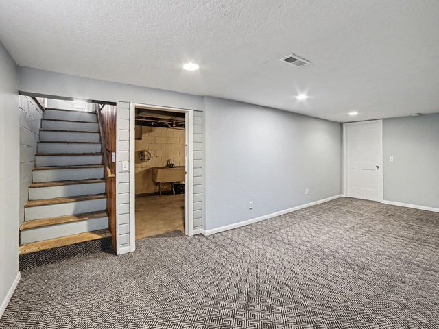 2028 Marcoux Avenue, Muskegon, MI 49442