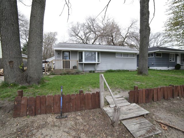 2028 Marcoux Avenue, Muskegon, MI 49442
