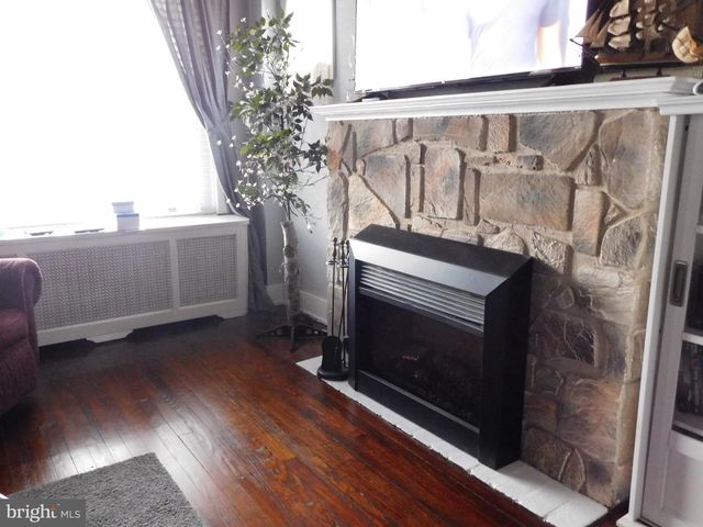 964 NEW HOLLAND RD, Reading, PA 19607