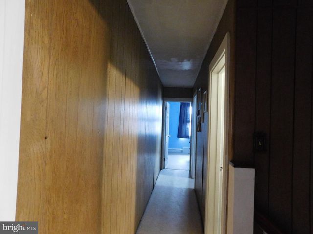 964 NEW HOLLAND RD, Reading, PA 19607