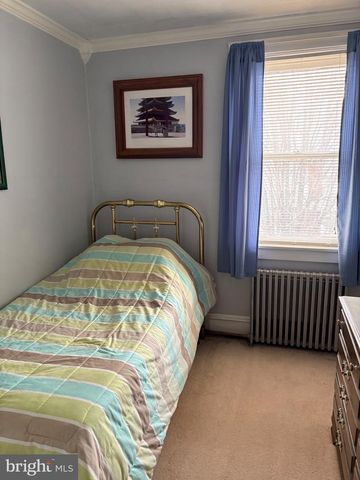 964 NEW HOLLAND RD, Reading, PA 19607