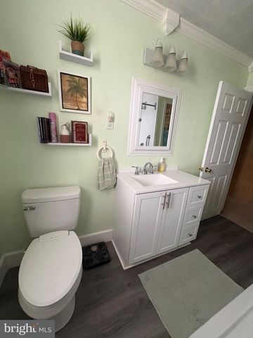 964 NEW HOLLAND RD, Reading, PA 19607