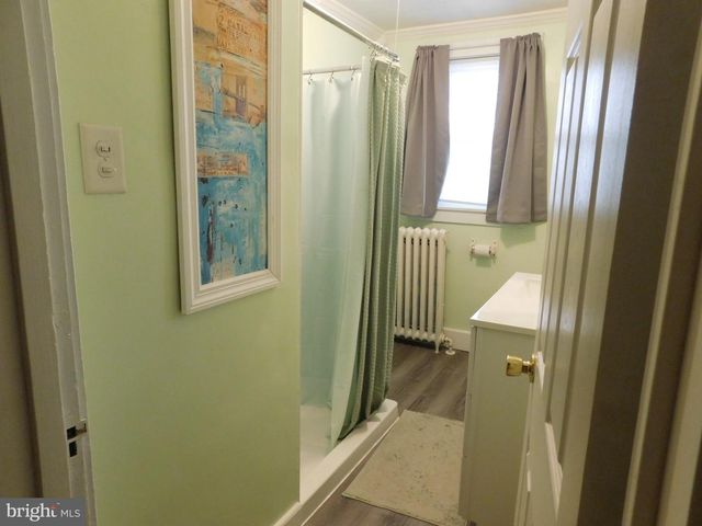 964 NEW HOLLAND RD, Reading, PA 19607