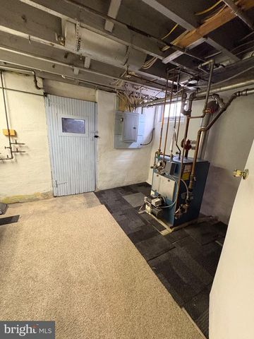 964 NEW HOLLAND RD, Reading, PA 19607