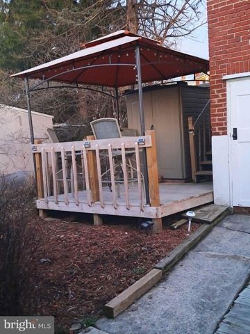 964 NEW HOLLAND RD, Reading, PA 19607