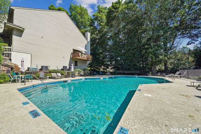 2289 Bedford Street I1, Stamford, CT 06905