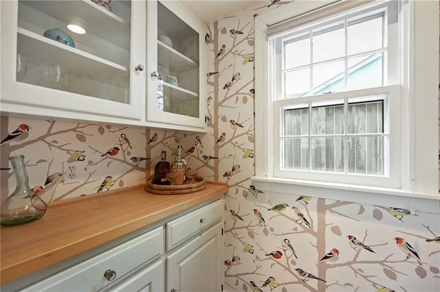2521 W 65th Street, Mission Hills, KS 66208