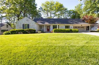 2521 W 65th Street, Mission Hills, KS 66208