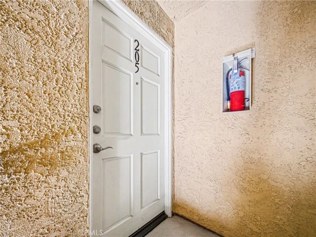 5224 Denny 205, North Hollywood, CA 91601
