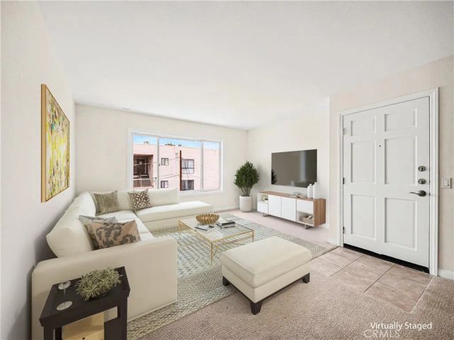 5224 Denny 205, North Hollywood, CA 91601