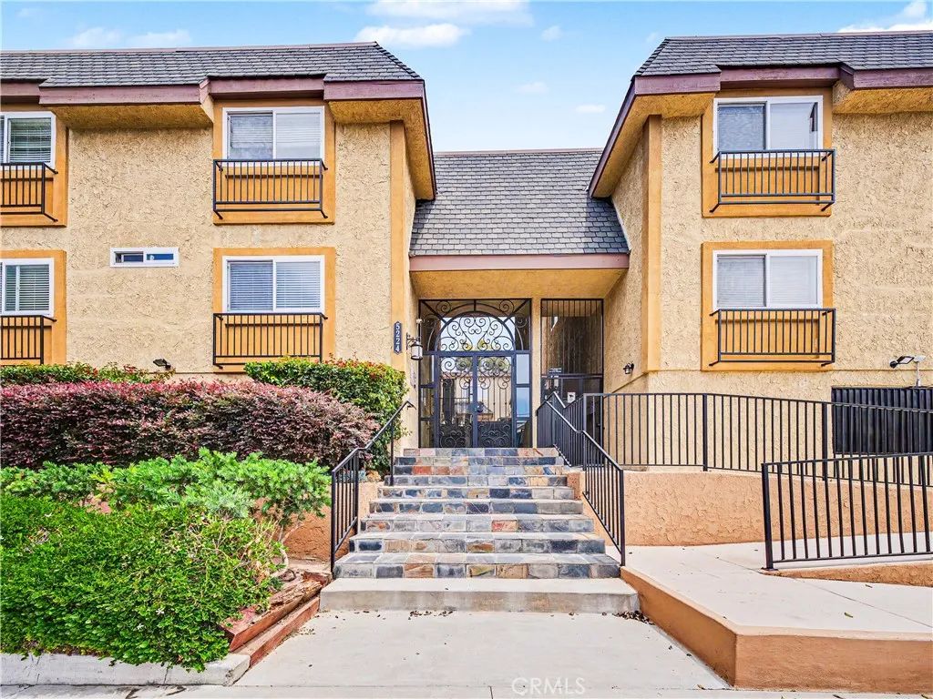 5224 Denny 205, North Hollywood, CA 91601