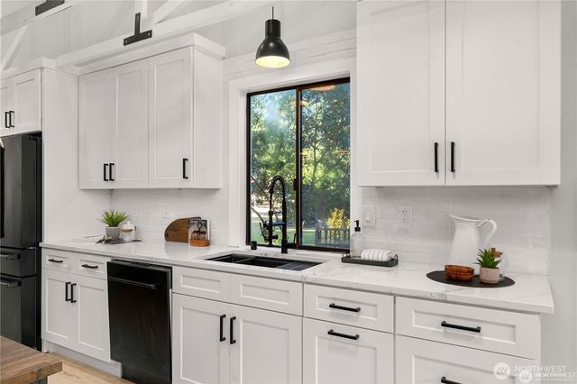 13820 72nd Avenue E, Puyallup, WA 98373