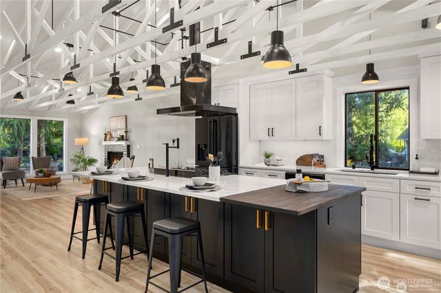 13820 72nd Avenue E, Puyallup, WA 98373