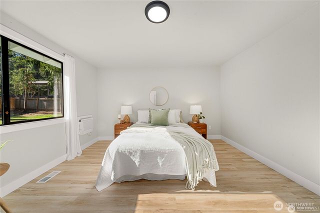 13820 72nd Avenue E, Puyallup, WA 98373