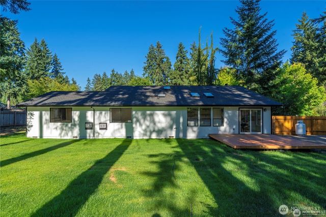 13820 72nd Avenue E, Puyallup, WA 98373