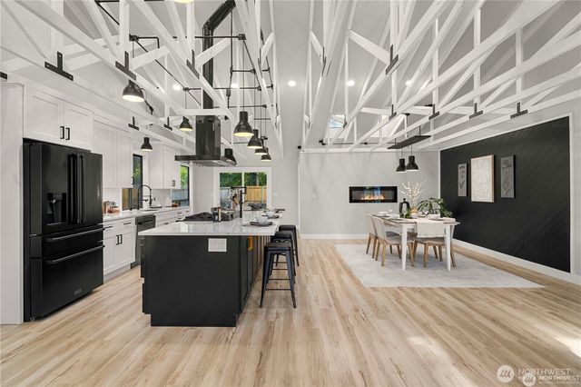 13820 72nd Avenue E, Puyallup, WA 98373