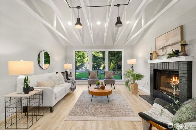 13820 72nd Avenue E, Puyallup, WA 98373