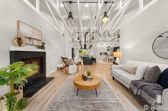 13820 72nd Avenue E, Puyallup, WA 98373