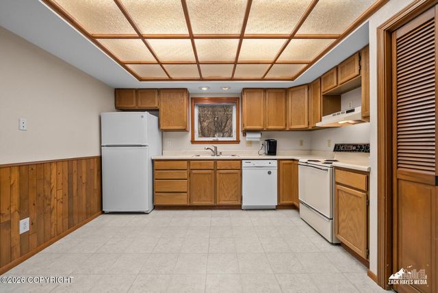 14399 Canyon Road, Anchorage, AK 99516